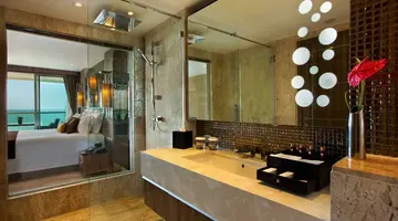 THE SANCTUARY RESORT PATTAYA, BW SIGNATURE COLLECTION (ex. THE SANCTUARY PHRATAMNAK PATTAYA HOTEL)