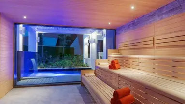 The Sense De Luxe Hotel