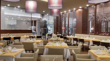 The Sense De Luxe Hotel