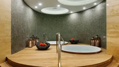 The Sense De Luxe Hotel
