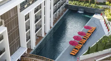 The Sense De Luxe Hotel