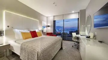 The Sense De Luxe Hotel