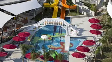 The Sense De Luxe Hotel