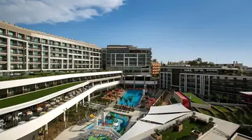 The Sense Deluxe Hotel