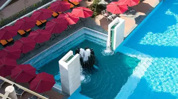 The Sense Deluxe Hotel