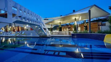 The Sense Deluxe Hotel