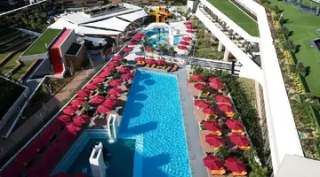 The Sense Deluxe Hotel