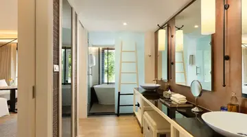 THE SHELLSEA KRABI