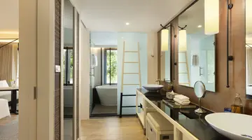 THE SHELLSEA KRABI