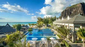 THE ST. REGIS LE MORNE RESORT MAURITIUS (EX. JW MARRIOTT MAURITIUS RESORT)