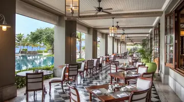 THE ST. REGIS LE MORNE RESORT MAURITIUS (EX. JW MARRIOTT MAURITIUS RESORT)