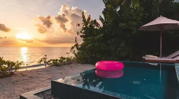 THE STANDARD HURUVALHI MALDIVES