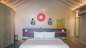 The Standard, Huruvalhi Maldives