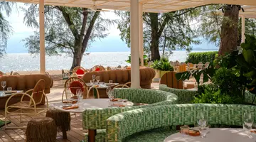 THE STANDARD, PATTAYA NA JOMTIEN