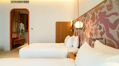 THE STANDARD, PATTAYA NA JOMTIEN