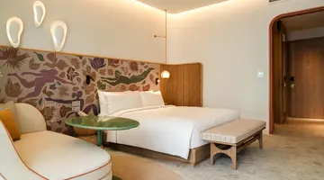 THE STANDARD, PATTAYA NA JOMTIEN