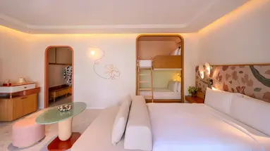 THE STANDARD, PATTAYA NA JOMTIEN