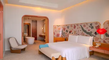 THE STANDARD, PATTAYA NA JOMTIEN