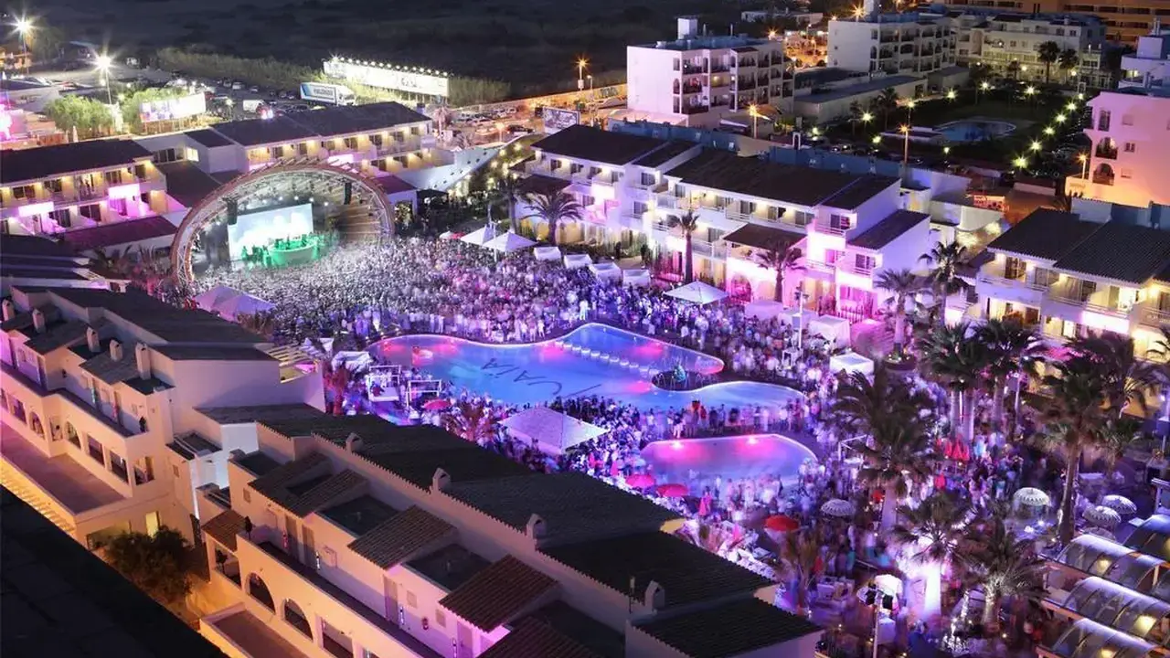 The Unexpected Ibiza Hotel - Ushuaia Club Entrance Included