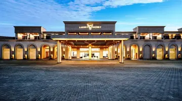 THE V LUXURY RESORT