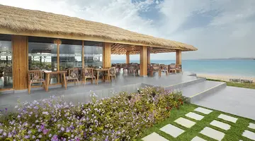 THE V LUXURY RESORT