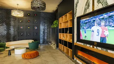 THE V LUXURY RESORT