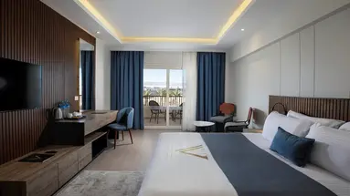 THE V LUXURY RESORT