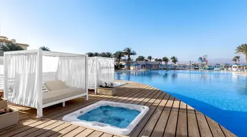 THE V LUXURY RESORT