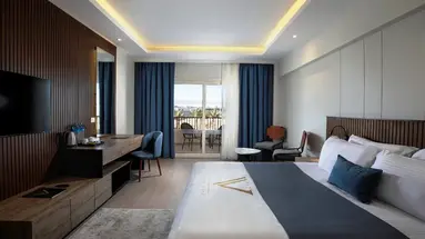 THE V LUXURY RESORT