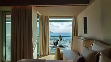The Views Baia