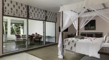 The Villa Bentota by KK Collection