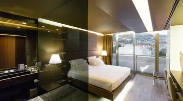 The Vine Hotel