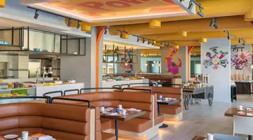 The WB Abu Dhabi, Curio Collection by Hilton
