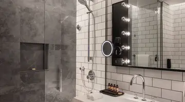 The WB Abu Dhabi, Curio Collection by Hilton