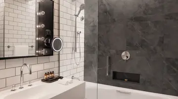 The WB Abu Dhabi, Curio Collection by Hilton