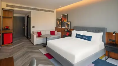 The WB Abu Dhabi, Curio Collection by Hilton