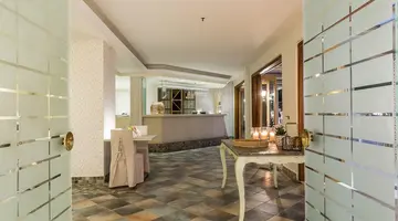 THEARTEMIS PALACE HOTEL