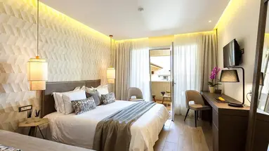 THEARTEMIS PALACE HOTEL
