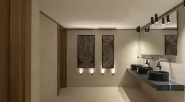 Theartemis Palace