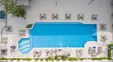 Theartemis Palace