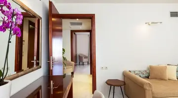 Theartemis Palace