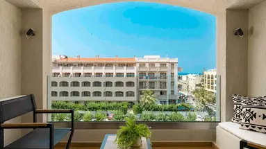 Theartemis Palace