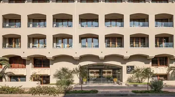Theartemis Palace