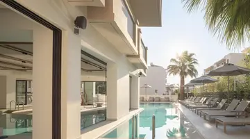 Theartemis Palace