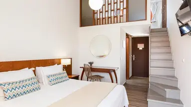 Theartemis Palace