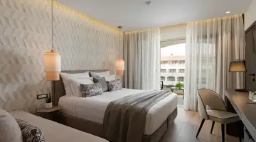 Theartemis Palace