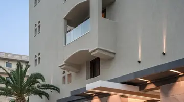 Theartemis Palace