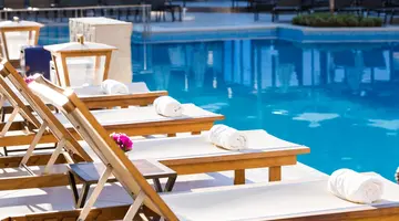 Theartemis Palace