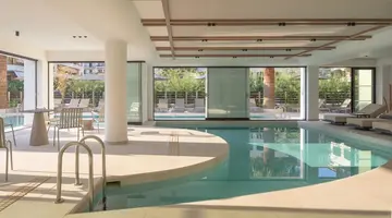 Theartemis Palace