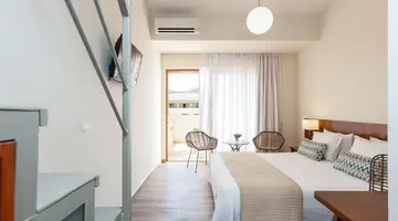 Theartemis Palace